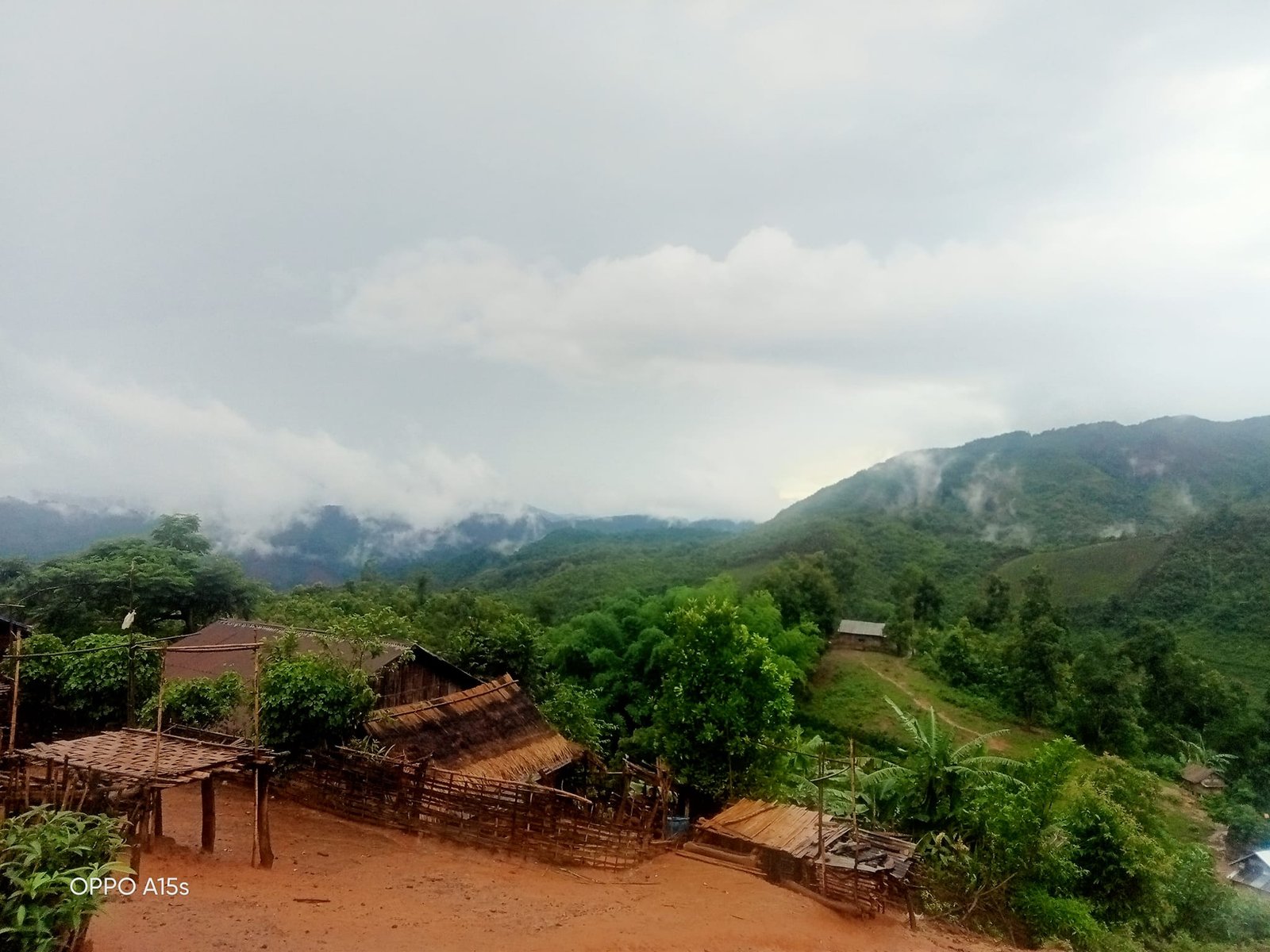 3 Days Hike In Dam Sopngam Peryanxangmai Peryenxangkao Nam Porxang - Chakhampa